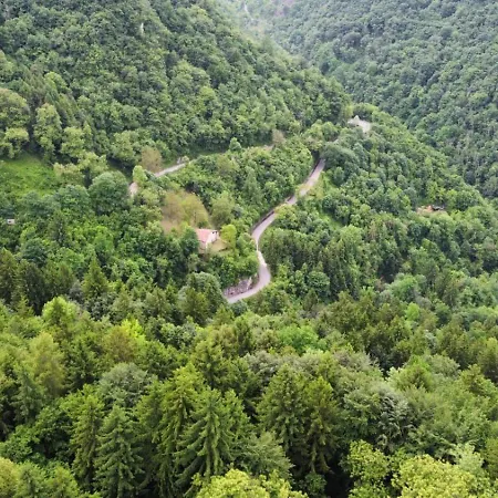Шале Il Nocciolo Avenone